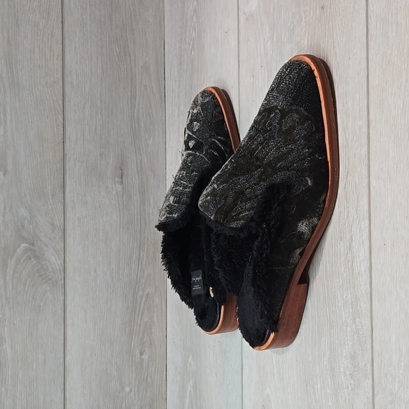 Free People Women Faux Fur Insulated lined Loafer Slip on shoes sz 37/6.5-7 - Picture 2 of 14